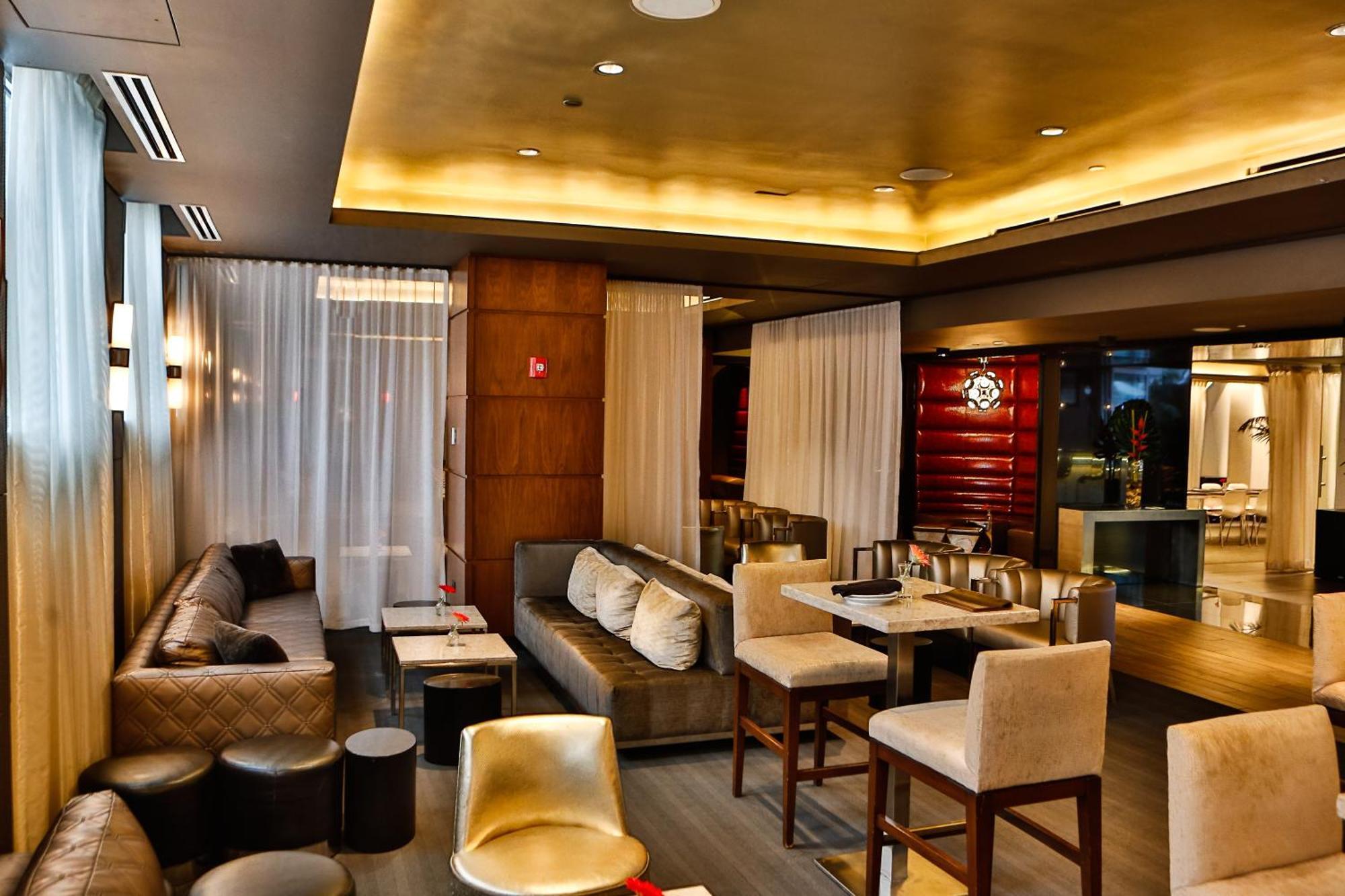 Godfrey Hotel Чикаго Экстерьер фото